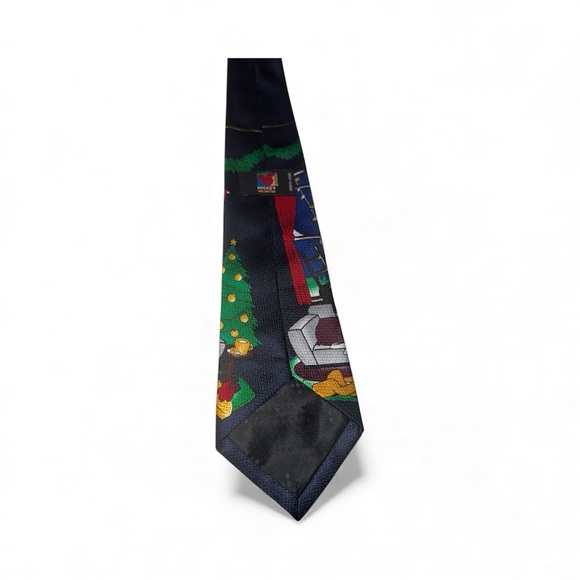 🎅🎁 – Christmas Mickey Mouse Unlimited Tie - Picture 4 of 6